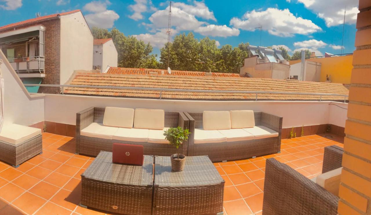 Atico & Terraza A 6 Minutos En Metro De Atocha Estacion Apartment *