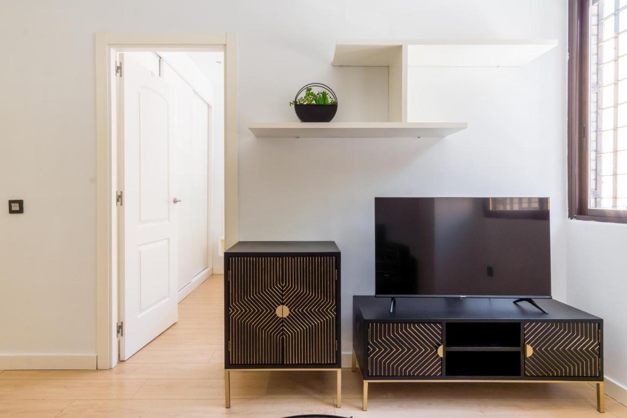 Bright Modern -1bedroom 1bath -cuatro Caminos Apartment