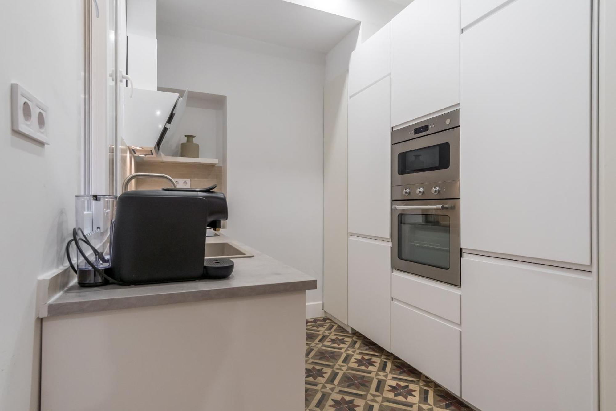 Lejlighed 1 Bedroom 1 Bathroom - Cozy- Cortes Madrid