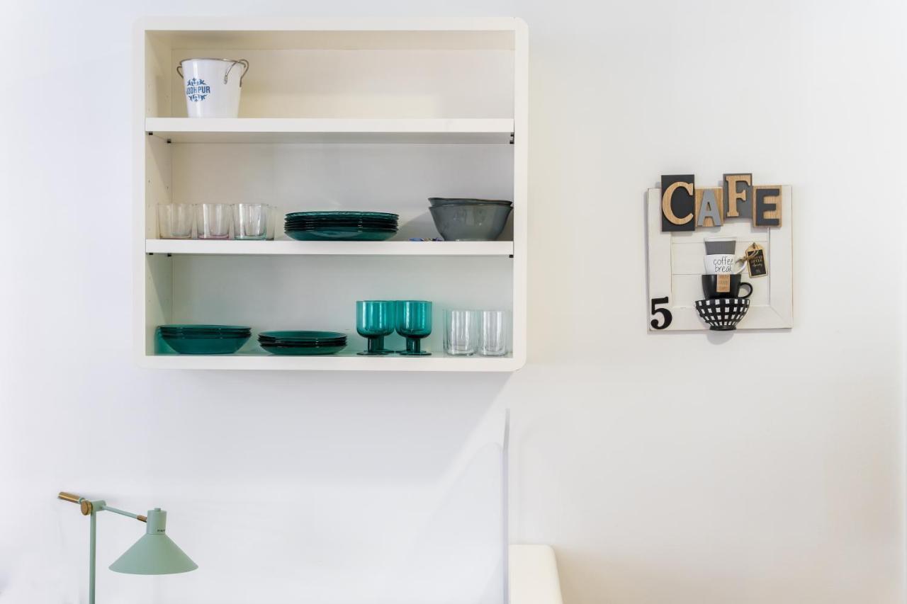 Apartment Bright Modern -1bedroom 1bath -cuatro Caminos *