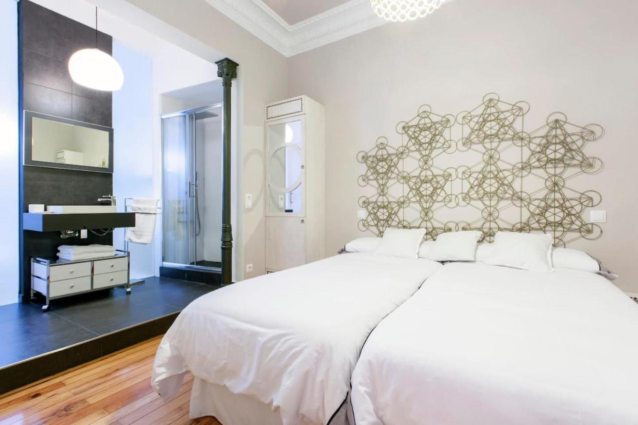 Charming Gran Via Luna Apartment Madrid
