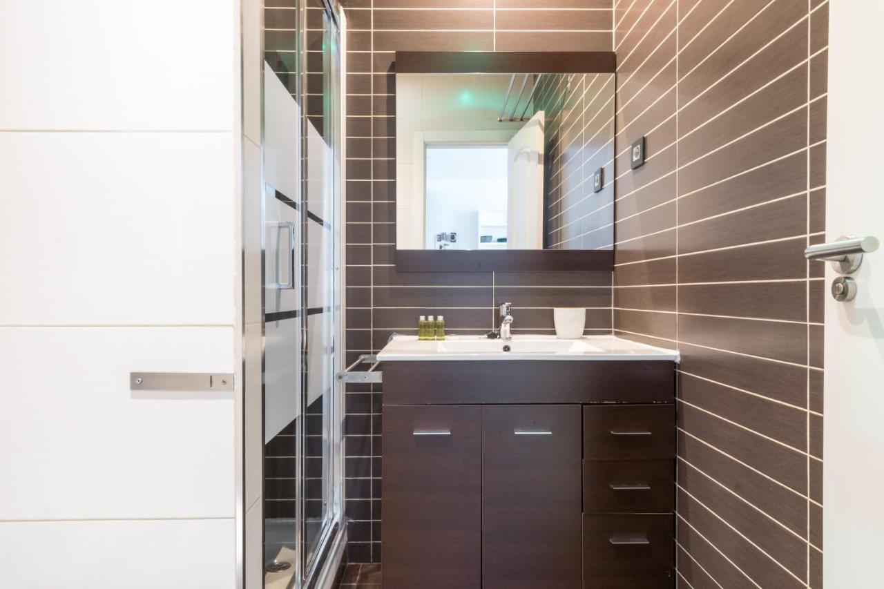 Bright Modern -1bedroom 1bath -cuatro Caminos Apartment