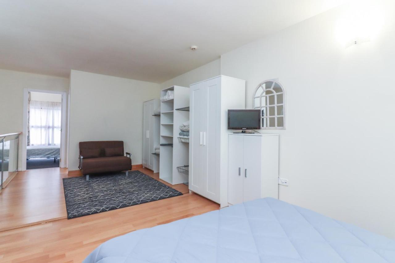 Bright Duplex For Families-vicalv Lejlighed