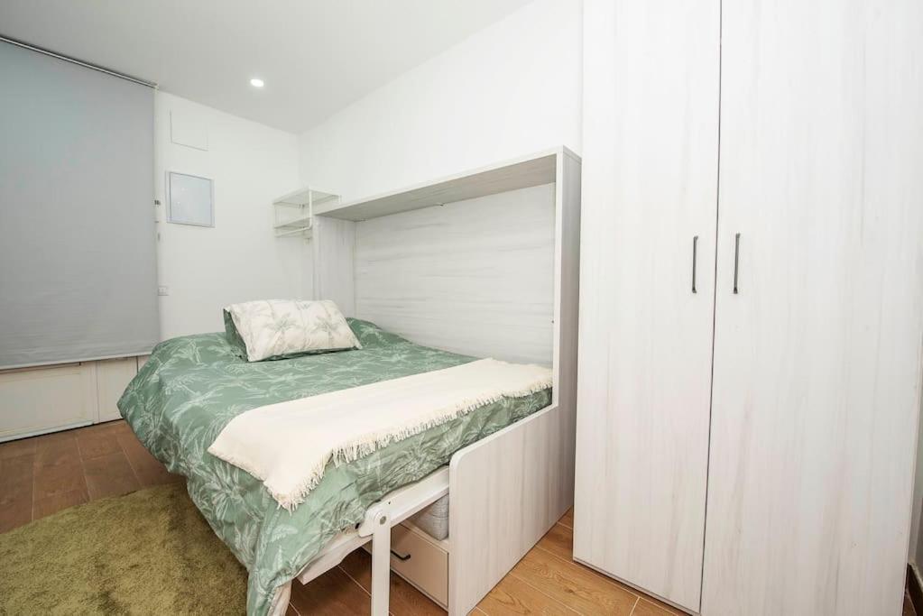 Estudio En Barrio La Latina Apartment