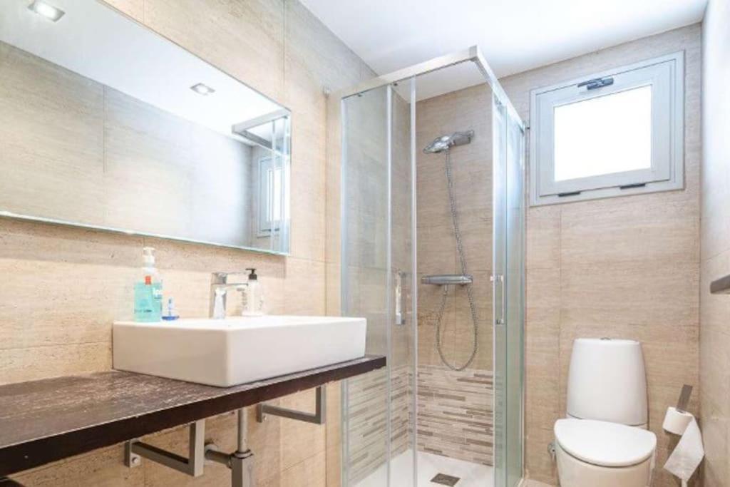 Impresionante De 4 3 Banos Y 2 Plazas De Garaje Apartamento Madrid
