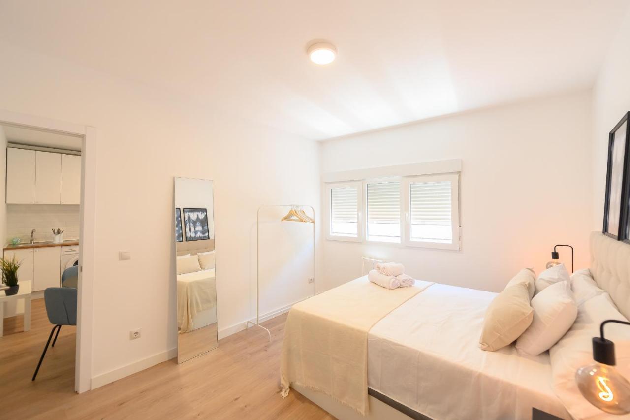 Apartment For Acogedor Temporal En Saz31 *