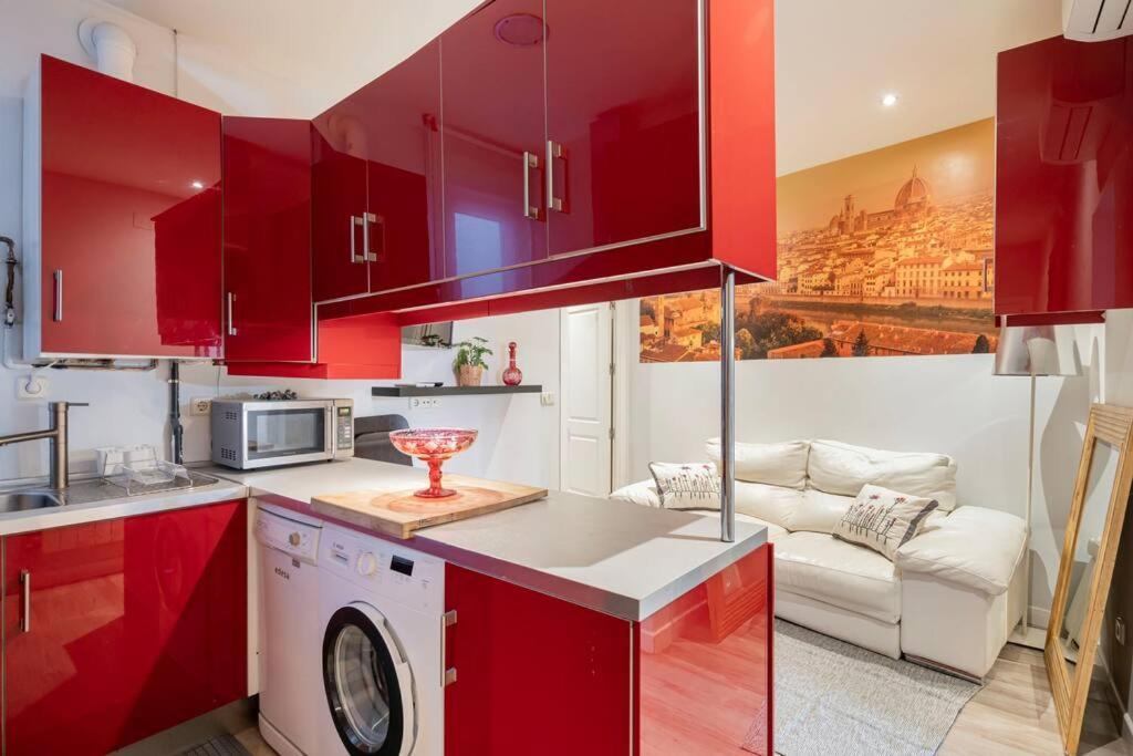 Flat In Malasana, Near Gran Via-escor Madri