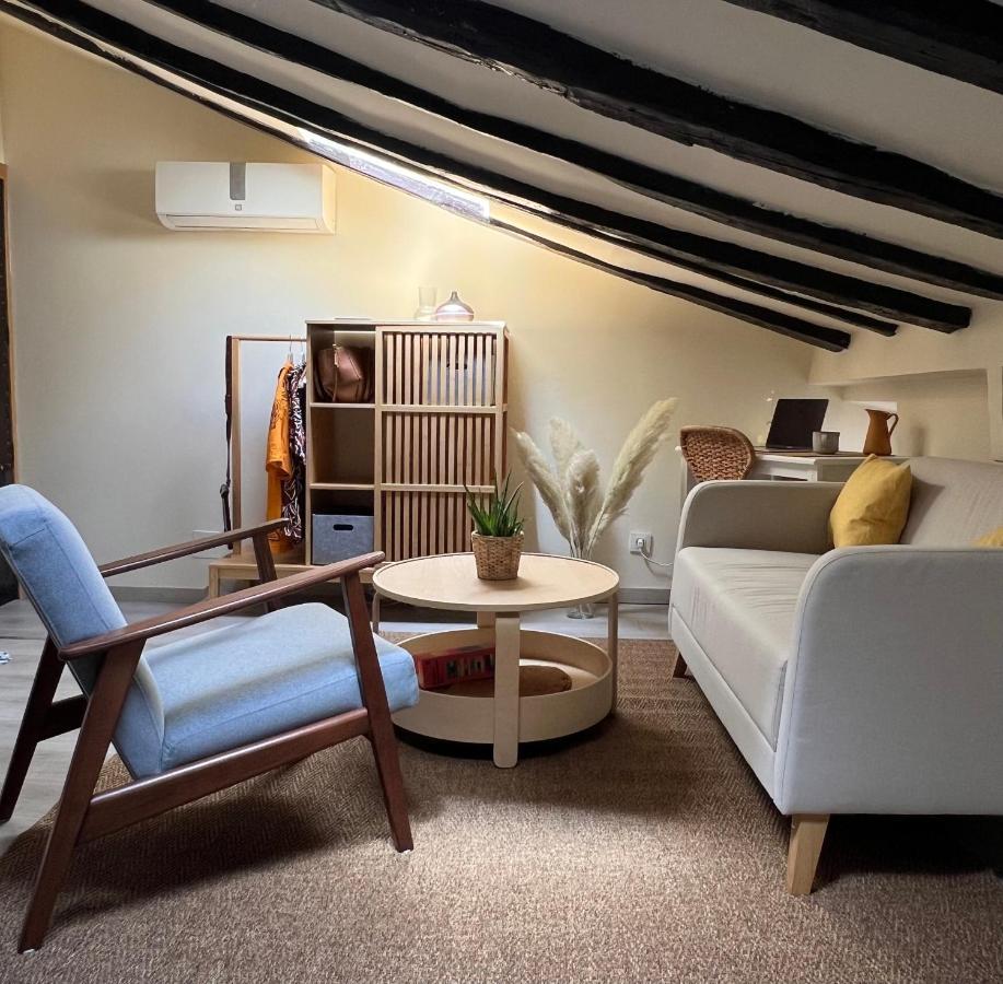 Charming In The Heart Of Apartment