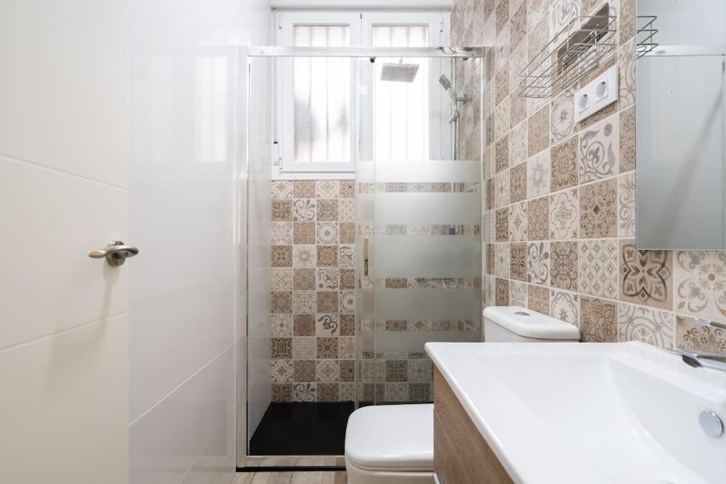 Flat At Street Level - Rio Tri-pedrero Apartment *