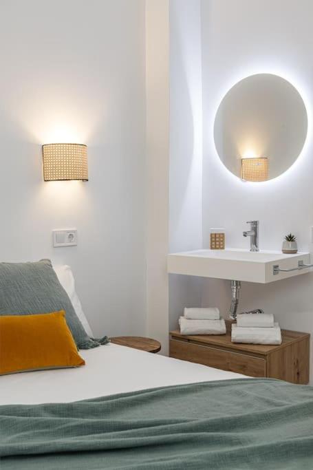 Duplex In B. Salamaca - Wizink Center 6 Pax H126 Apartment