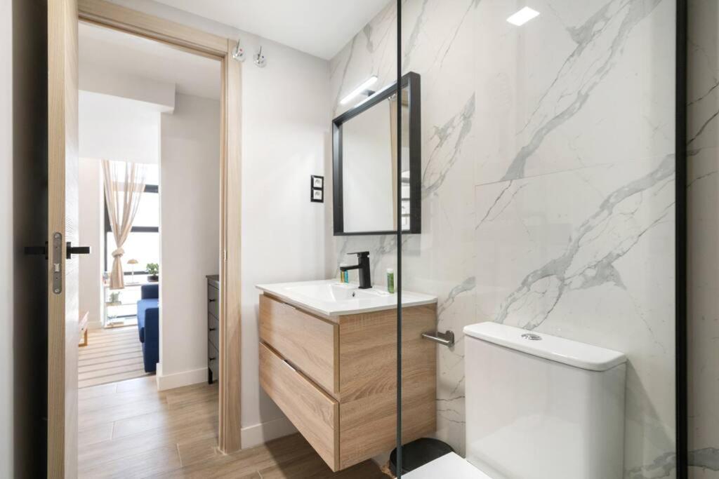 Moderno Loft En Ronda De Segovia-1 Madrid