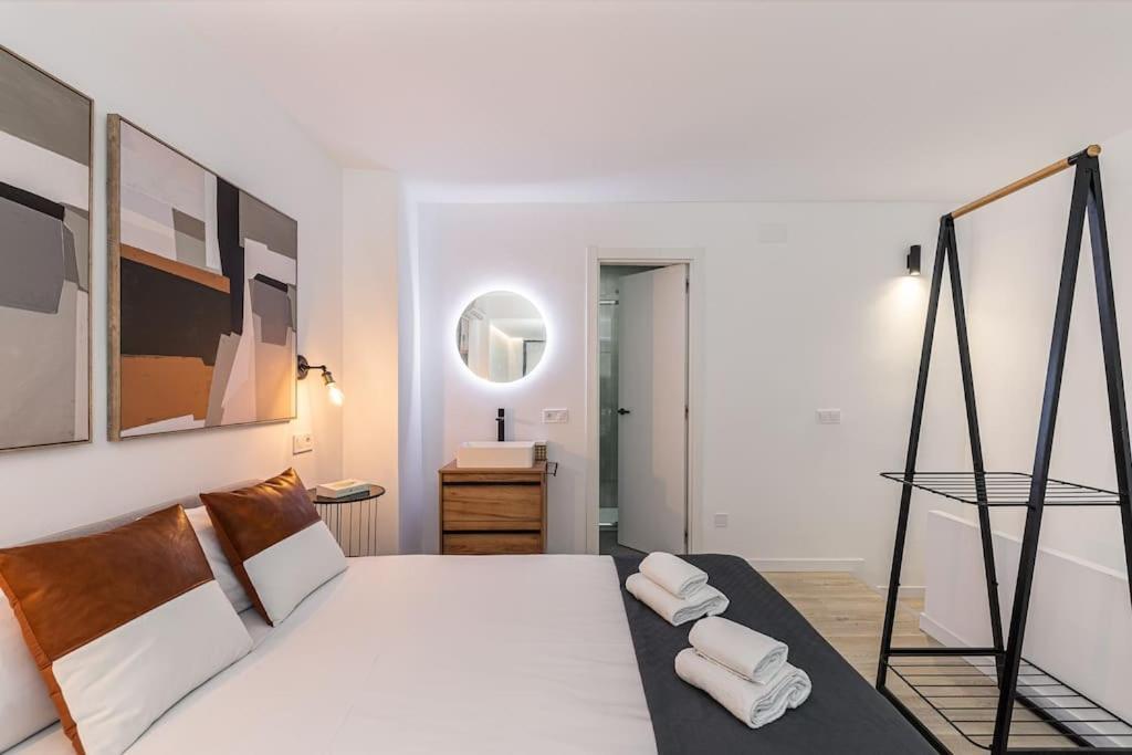 Duplex In B. Salamaca - Wizink Center 6 Pax H126 Apartment Madrid