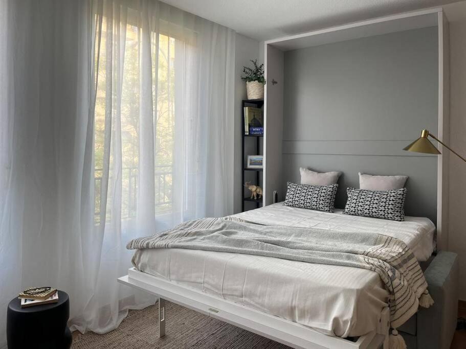 Apartment In Neighbourhood Ibiza-narv72