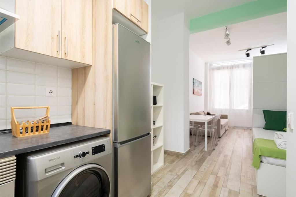 Flat At Street Level - Rio Tri-pedrero *