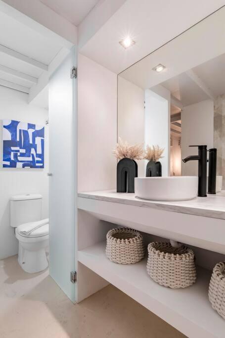 Beautiful And Cosy Flat La Latina-rastro-izq *