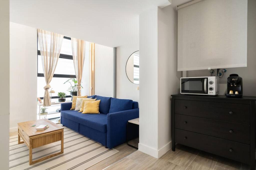 Moderno Loft En Ronda De Segovia-1 * Madrid