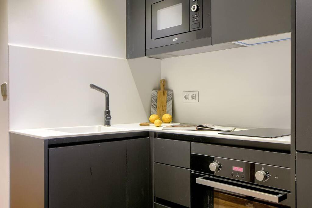 Apartment In The Center Of Madrid-comenda-1-i