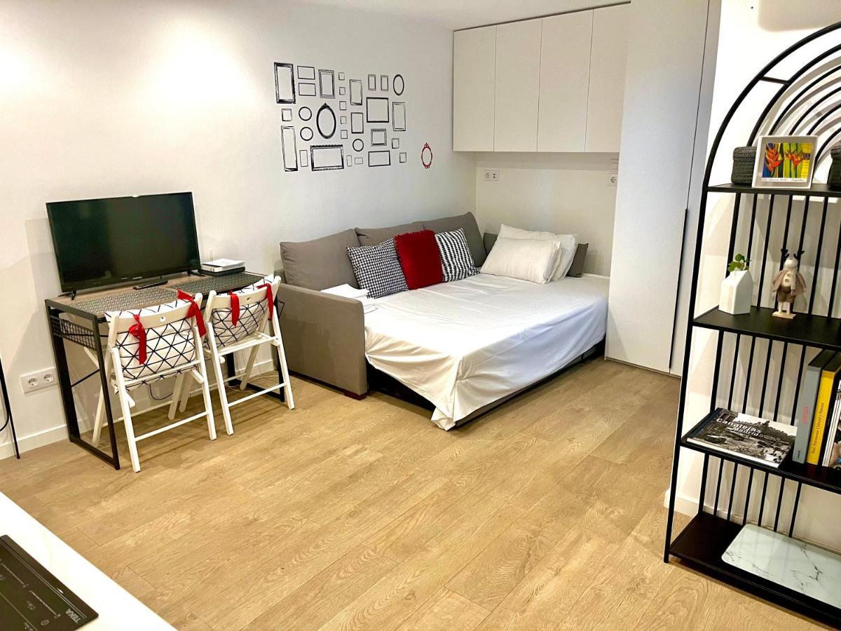 Lejlighed Tesoro Calle, Precioso Estudio Super Equipado Dos En Malasana Madrid