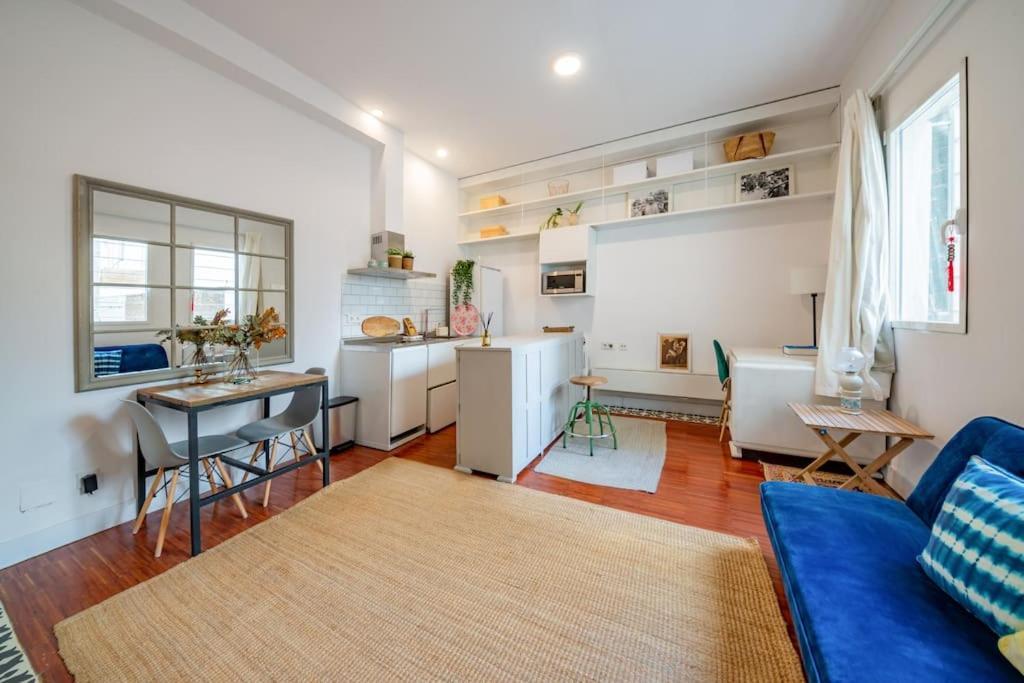 Apartment Cozy Apartment. Perfect Location *