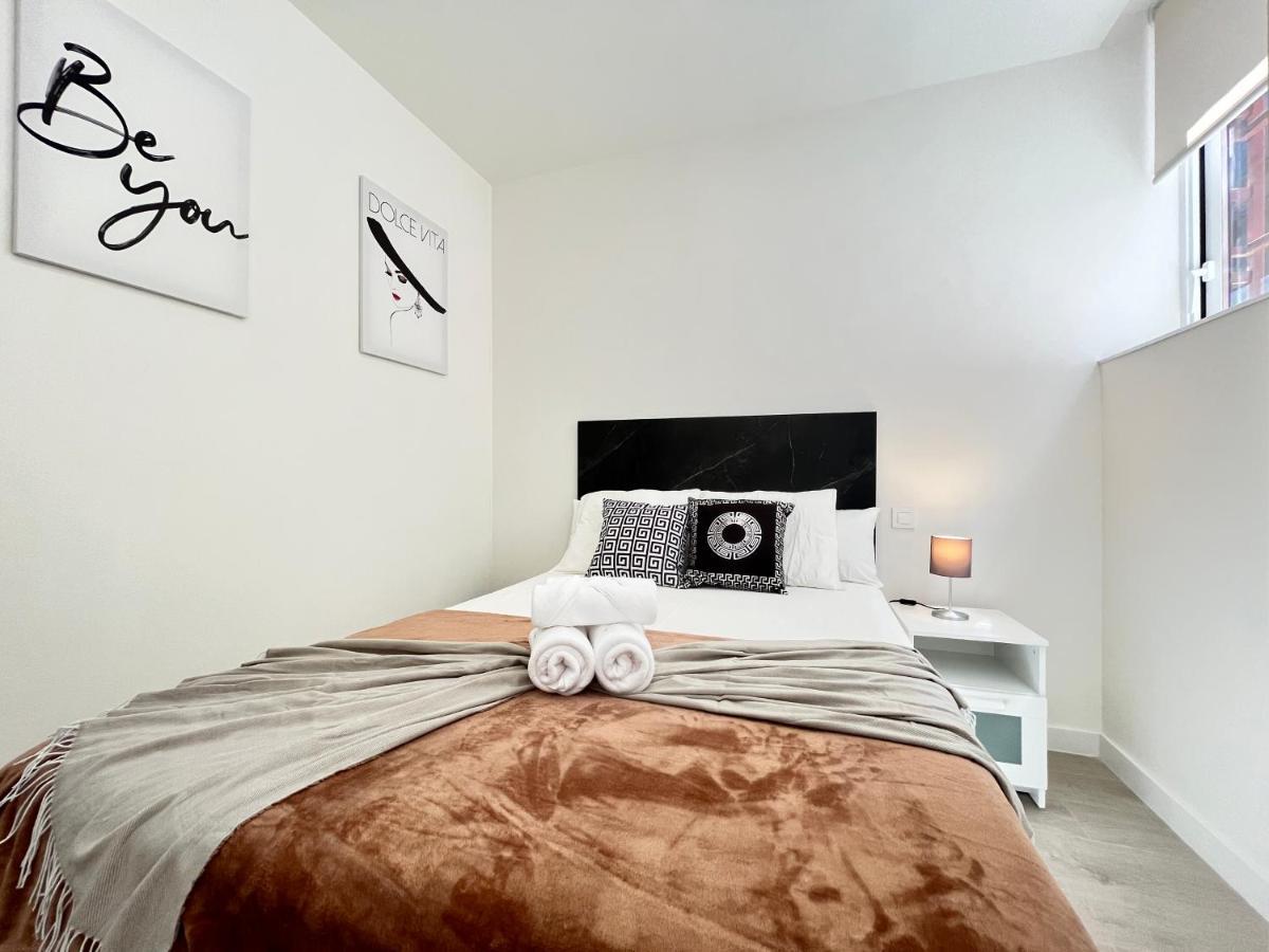 Acogedor Infanta Mercedes Apartamento *