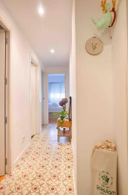 Piso Centrico, Bonito, Acogedor Rodeado De Y Buena Vibra * Madri