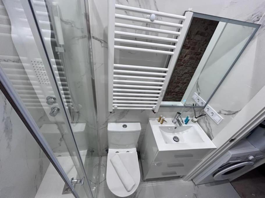 Cosy Family Flat Tetuan - Estrecho 3 People Bm225 Apartamento Madrid