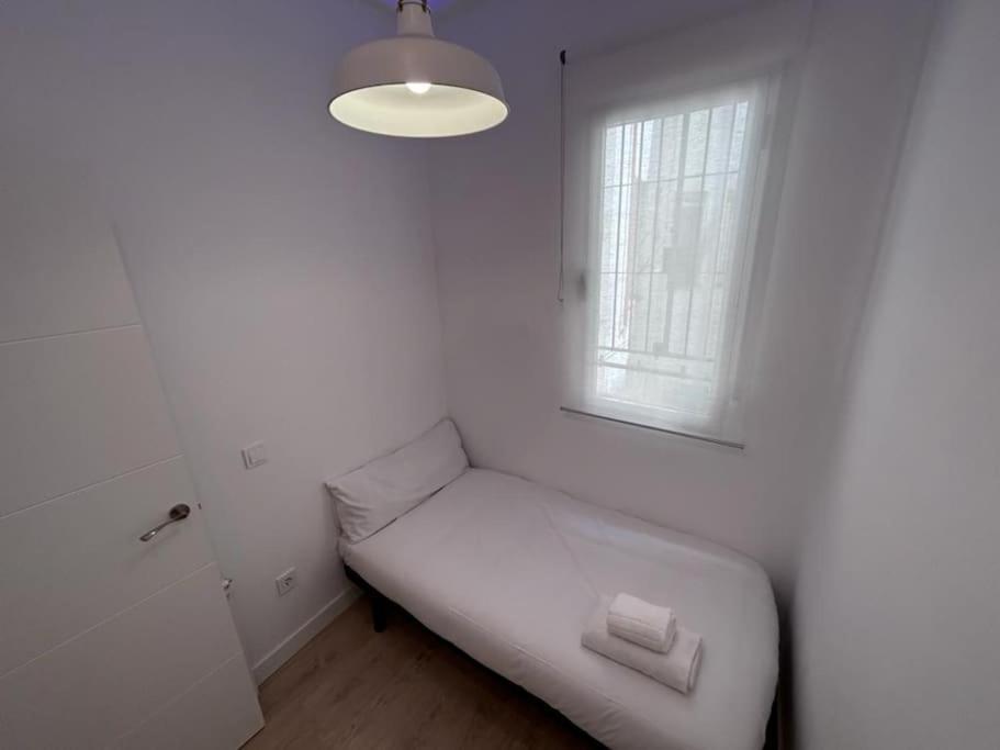 Cosy Family Flat Tetuan - Estrecho 3 People Bm225 * Madrid