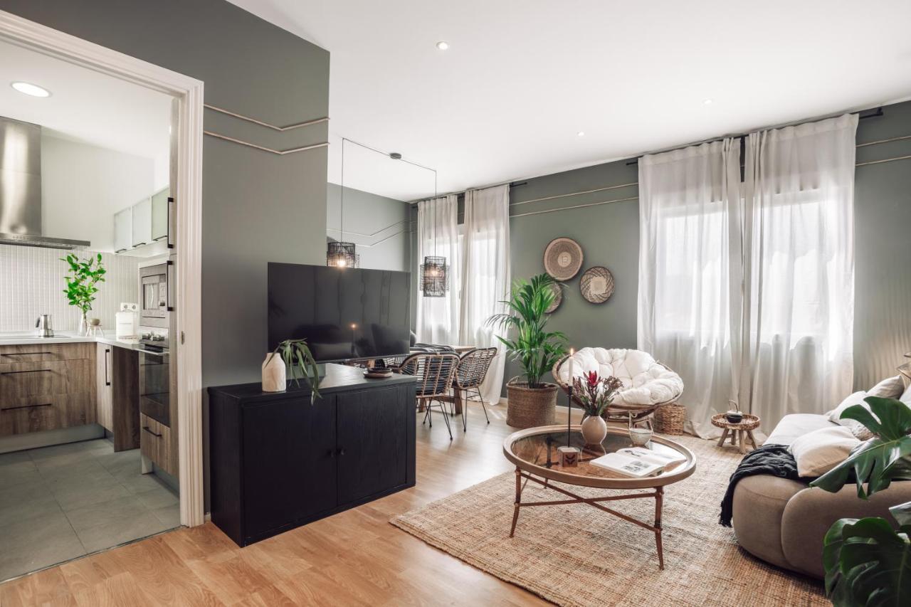 Ekonda- 2 Bedroom In Trafalgar Apartment *