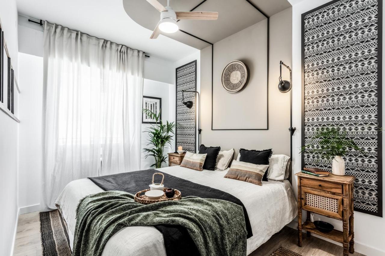 Azande- Two Bedroom In Almagro Apartment Madrid