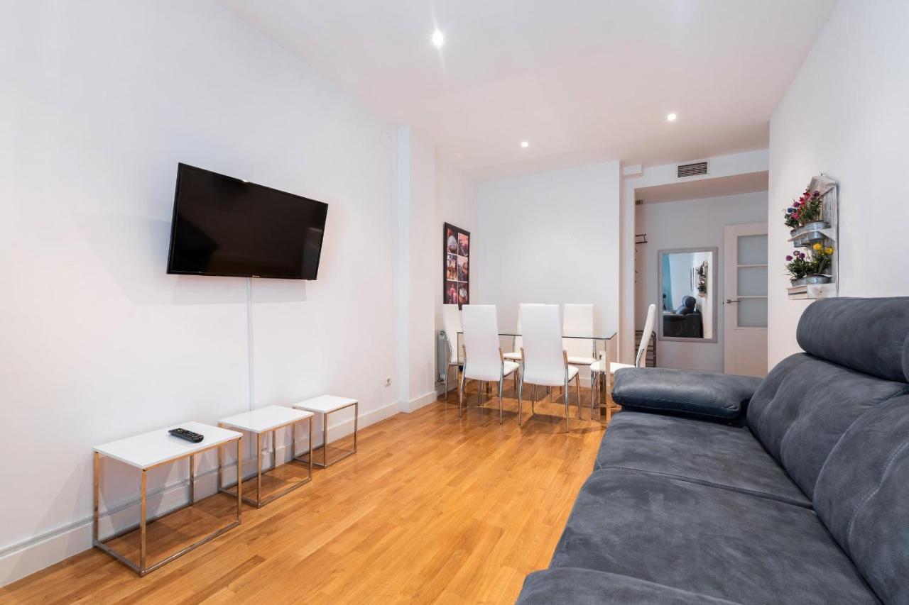 And Modern- 2 Bedrooms 1 Bathroom - Mintystay- Sol *
