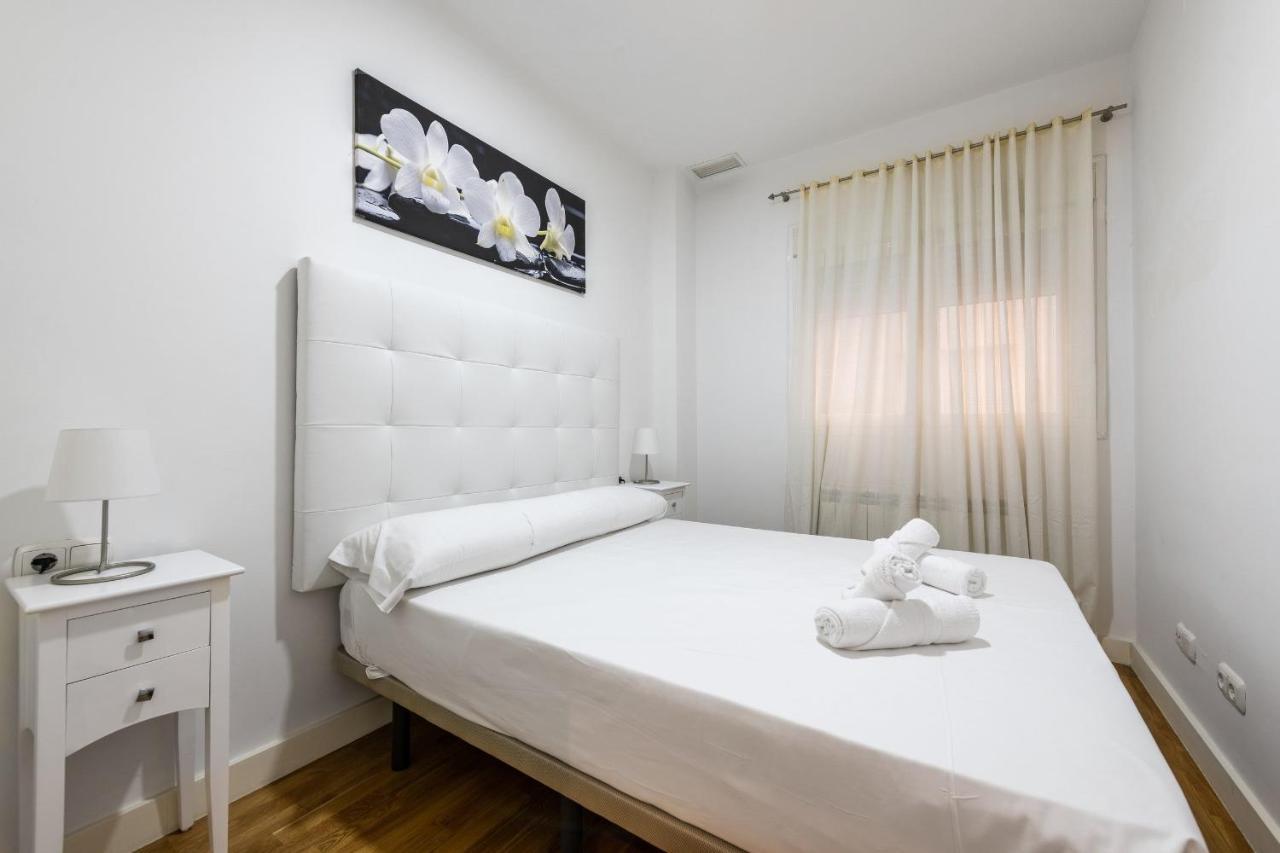 And Modern- 2 Bedrooms 1 Bathroom - Mintystay- Sol Apartment Madrid