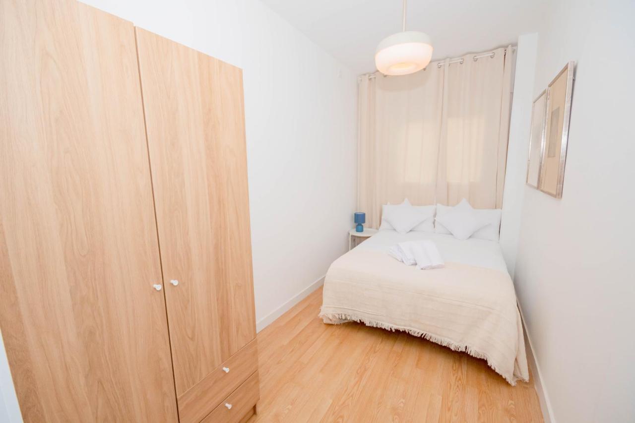 Apartment For Cozy And Charming 3-bedroom Temporal In Asr18 *
