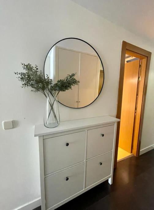 New Apt 1hab 3pax En Plena Plaza De Chueca