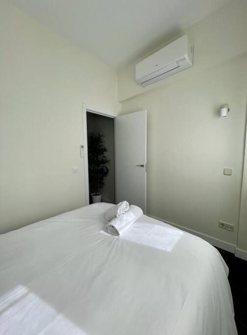 New Apt 1hab 3pax En Plena Plaza De Chueca Apartment *