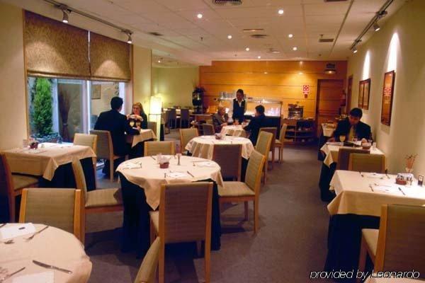 Infanta Mercedes Hotel 2*