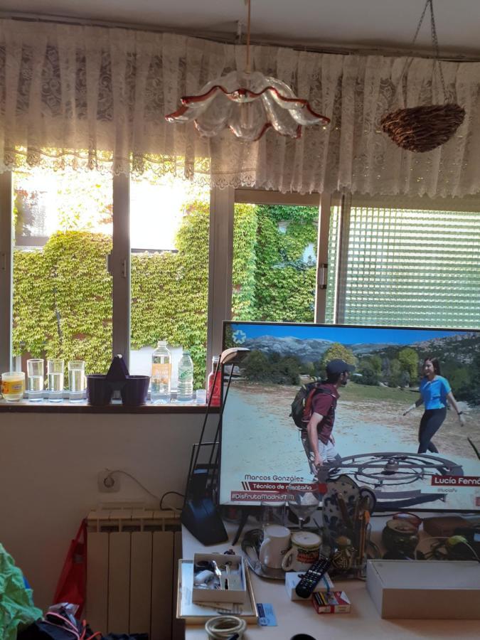 Bed & Breakfast English & Private Shower Sleep Breakfast