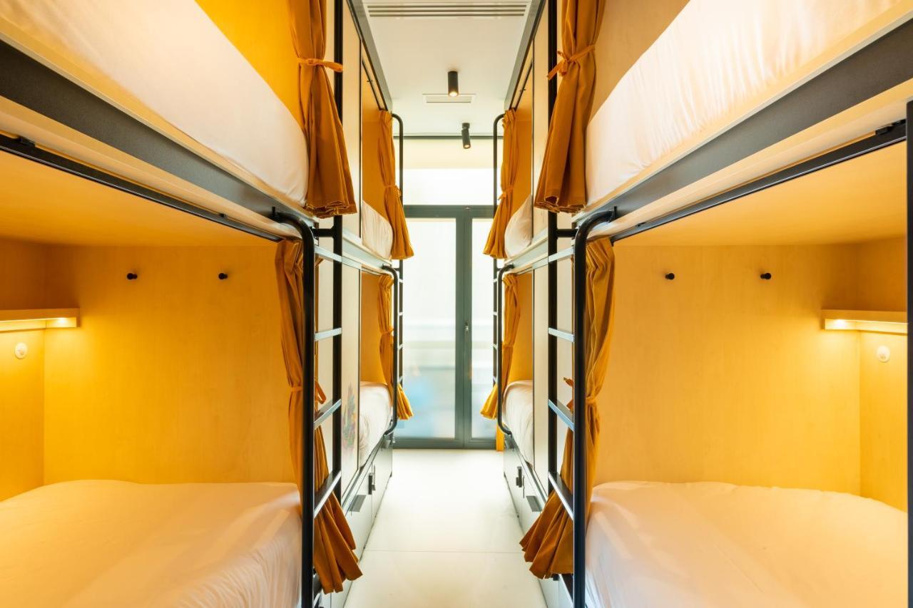 Petit Palacio Real Hostel