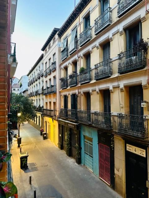 Punta Me Suites Next To Gran Via * Madri