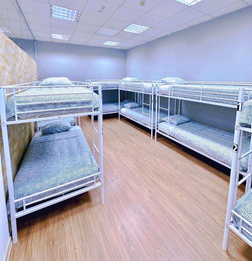 Acacias Albergue *