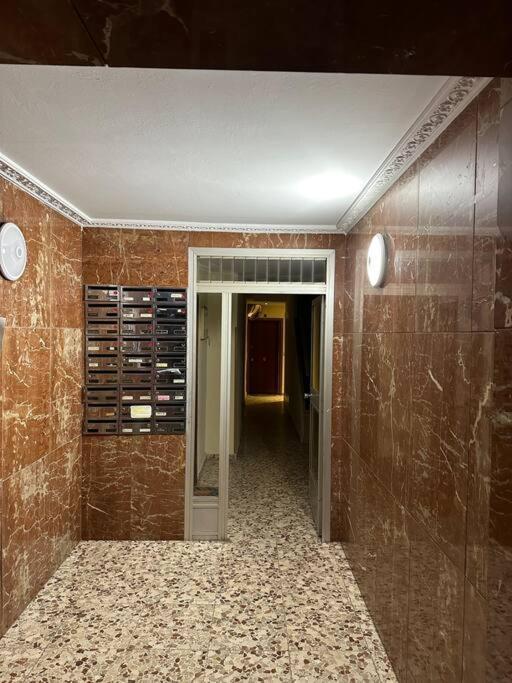 Cozy 1-bedroom Apartamento Madri