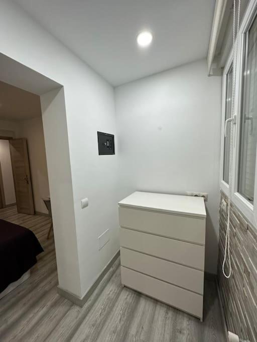 Cozy 1-bedroom Apartment *
