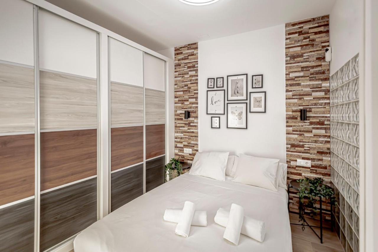Jap Rita Luna Apartamento Madri