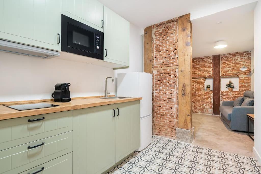Flat In Lavapies At Street Level S23a * Madri