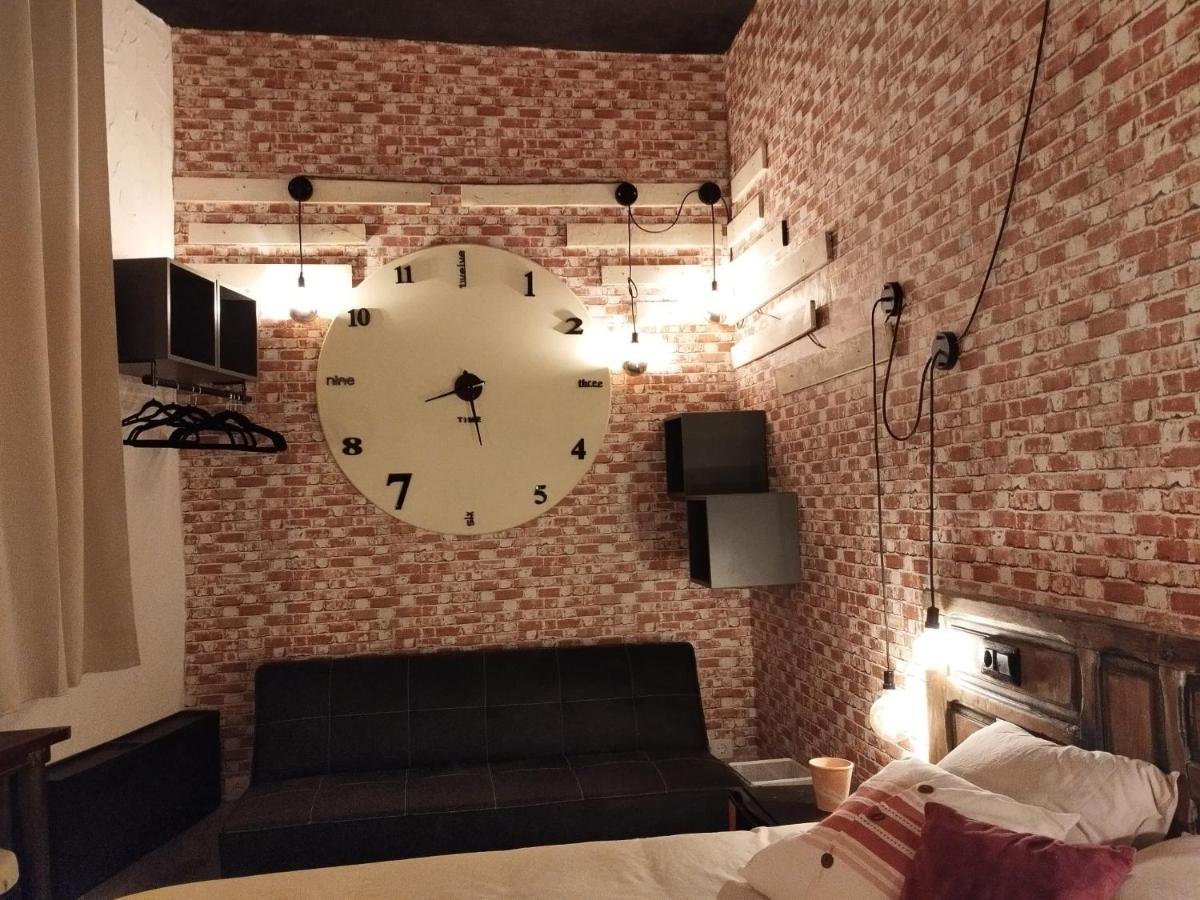Arte I Espacio Estalagem Madri