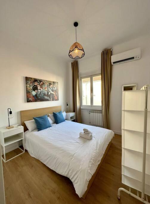 Apartamento Nuevo Apt De Diseno 7pax En Centro/la Latina
