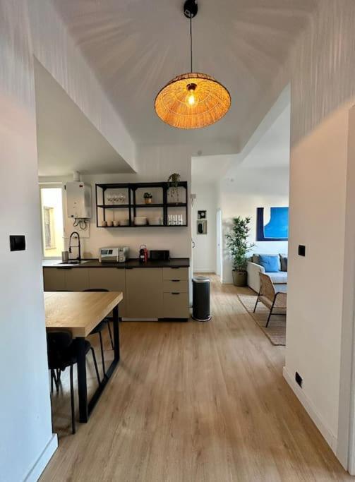 Nuevo Apt De Diseno 7pax En Centro/la Latina Apartamento