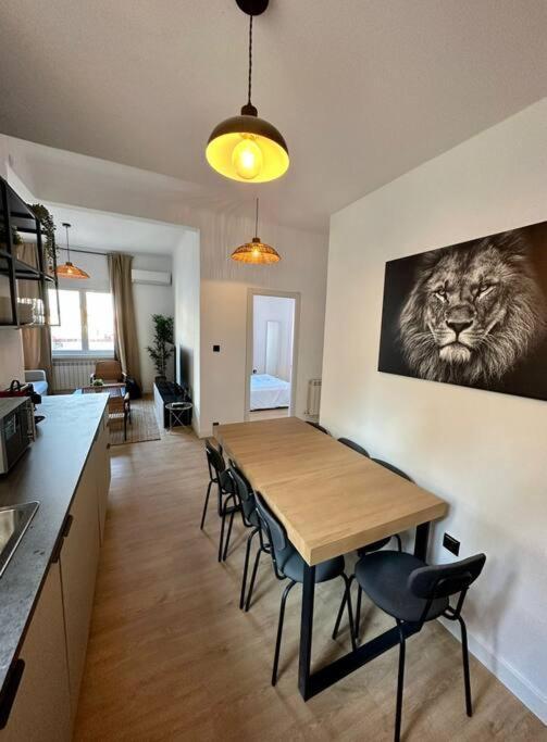Nuevo Apt De Diseno 7pax En Centro/la Latina Apartamento Madrid