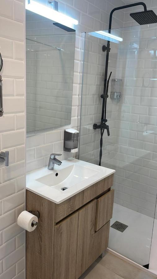 C7 Exclusiva Zona Apartment *