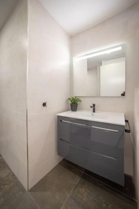 Ifema-airport. 2 Bed. Ac Apartamento *