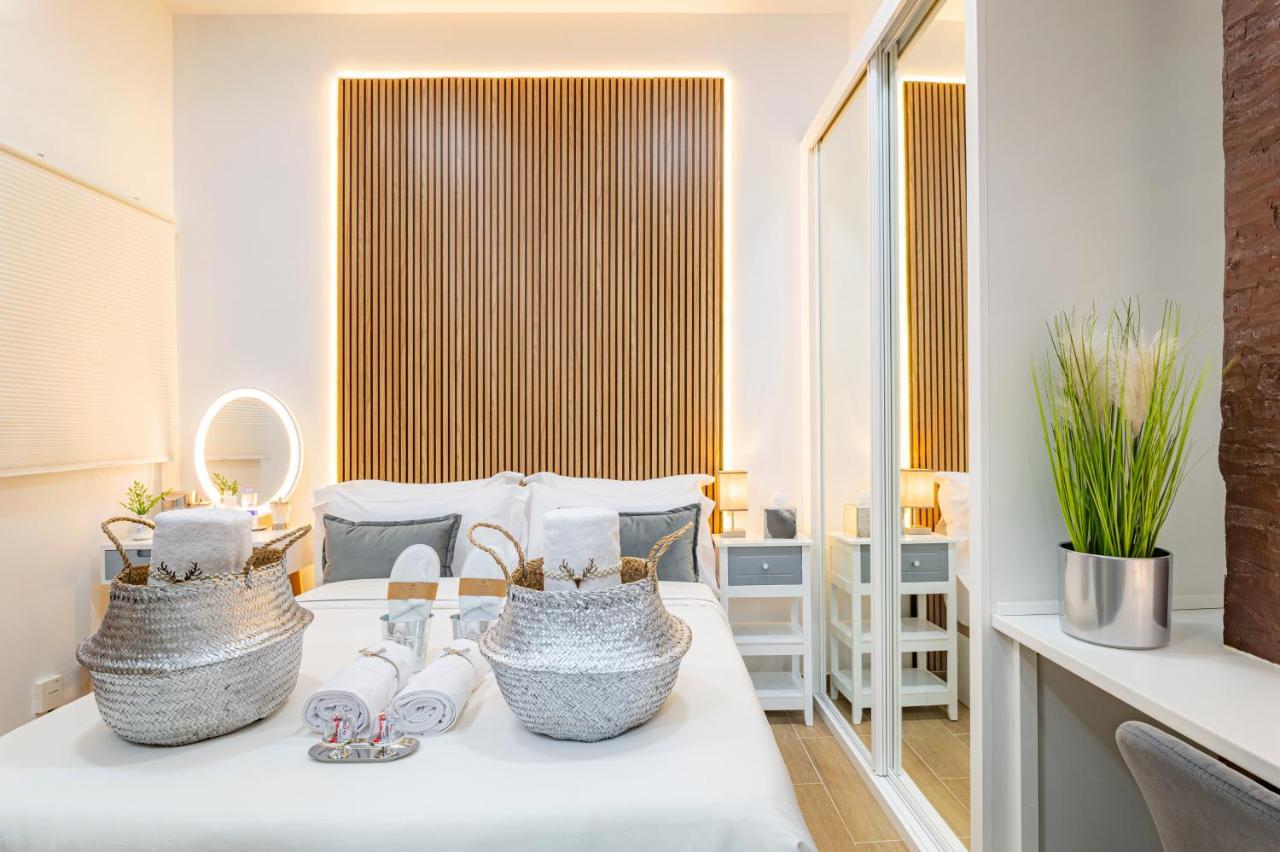 Sleep, Shower And Coffee Near Madrid's Gran Via Madrid
